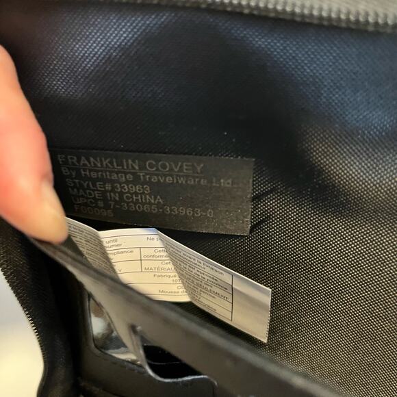 Franklin Covey Binder Full Zip Organizer Black Leather 10 x 8 - Picture 14 of 14